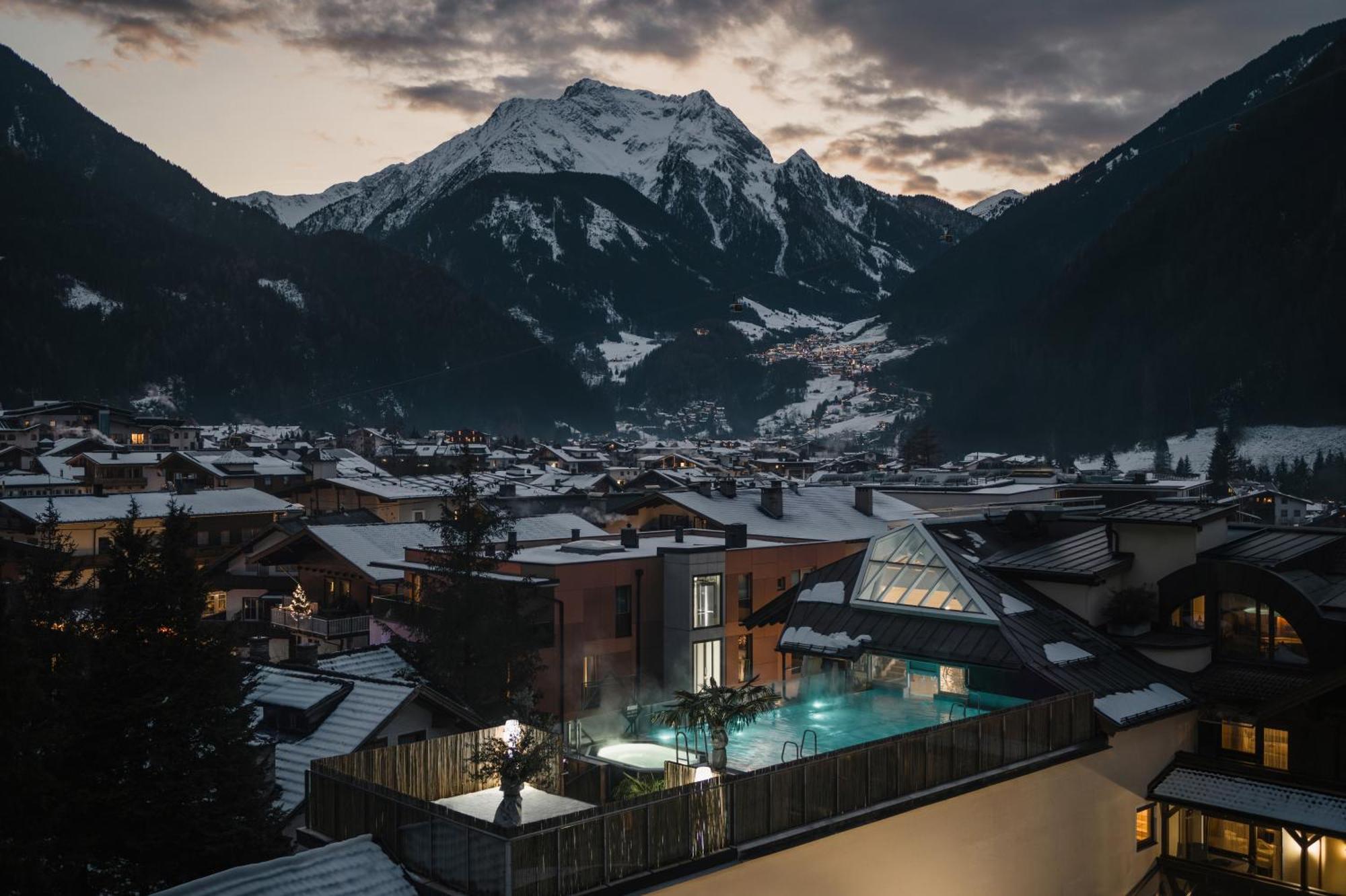 Manni Das Hotel Mayrhofen Exterior foto